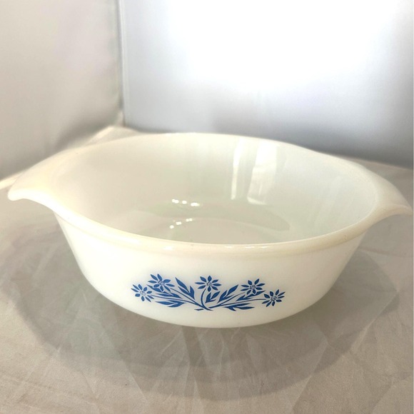 Other - Mid Century Anchor Hocking vintage 438 1 quart milk glass serving bowl
